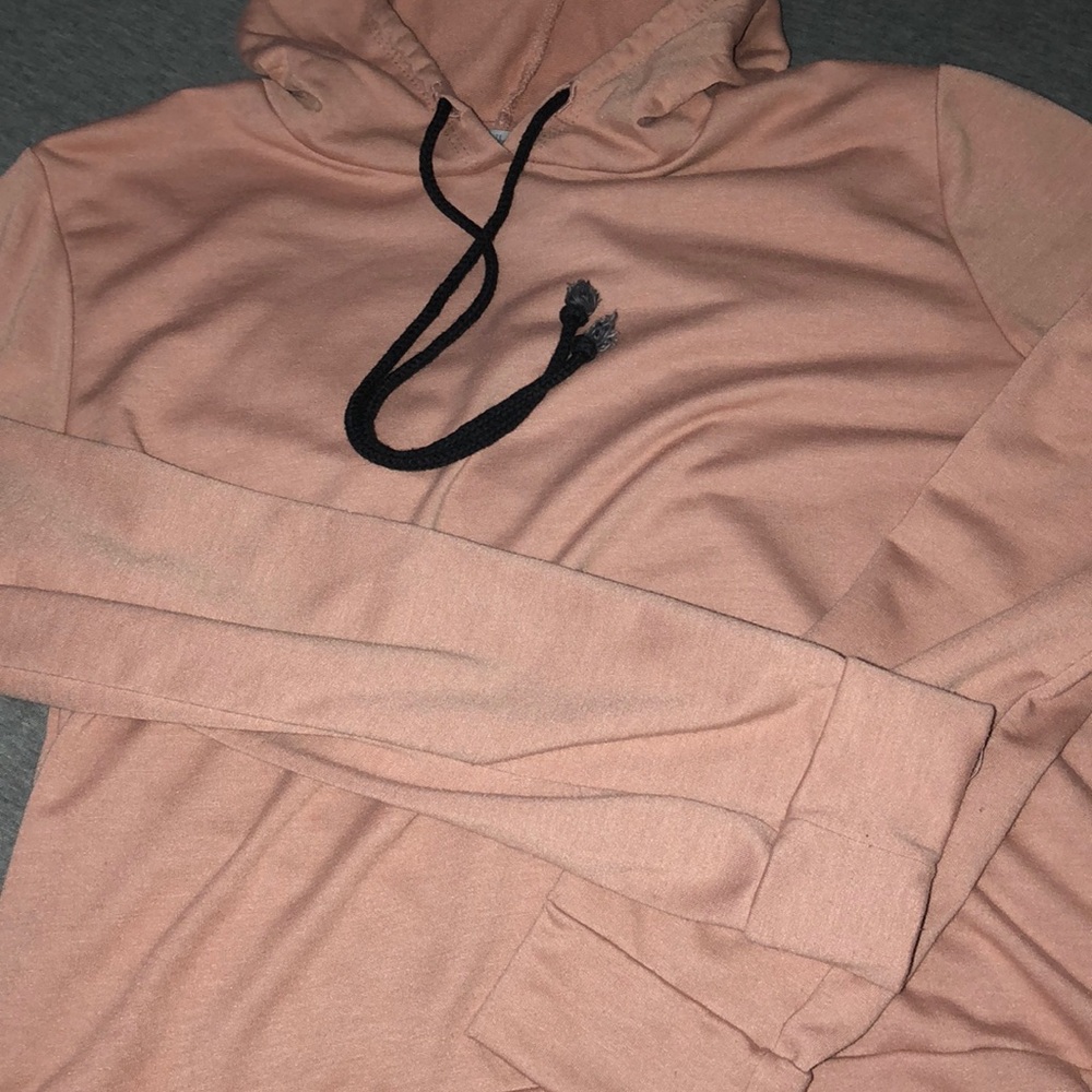 Cropped hoodie